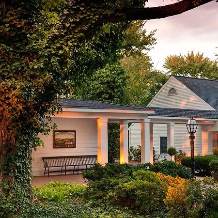 The Inn At Turkey Hill Блуумсбърг Екстериор снимка