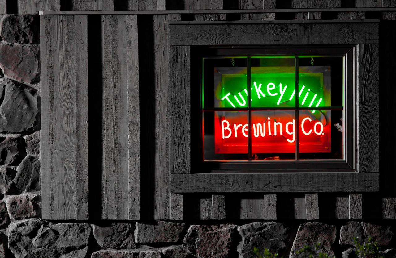The Inn At Turkey Hill Блуумсбърг Екстериор снимка