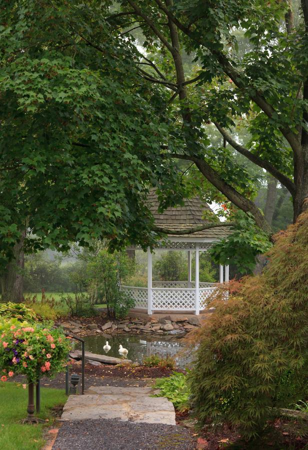 The Inn At Turkey Hill Блуумсбърг Екстериор снимка